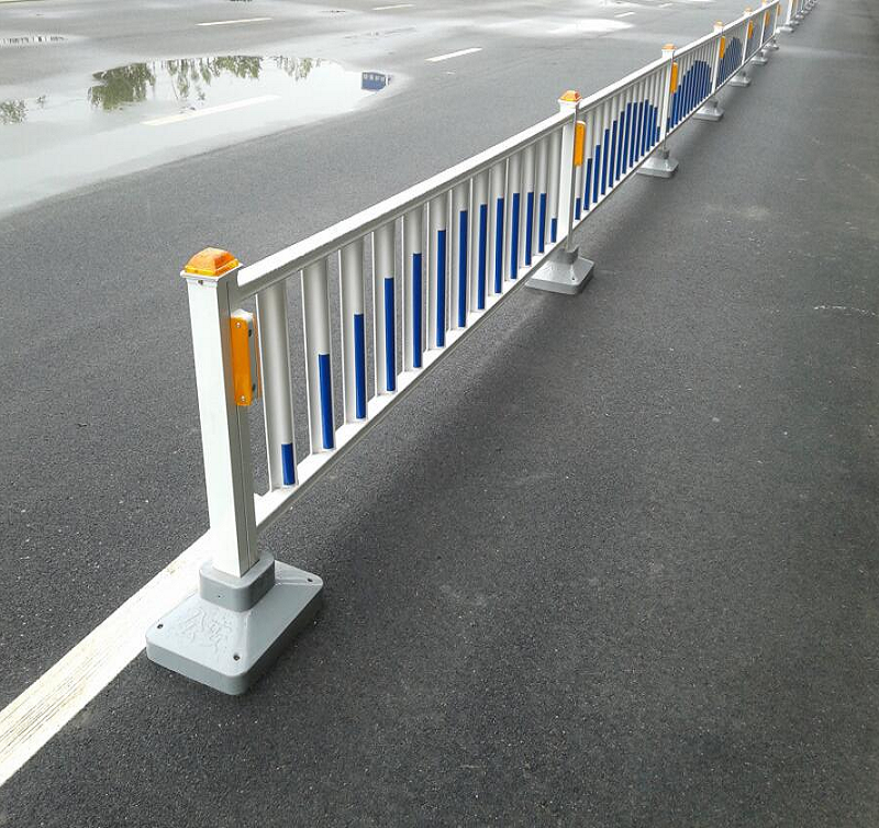 優(yōu)宜達(dá)市政圍欄道路護(hù)欄價格